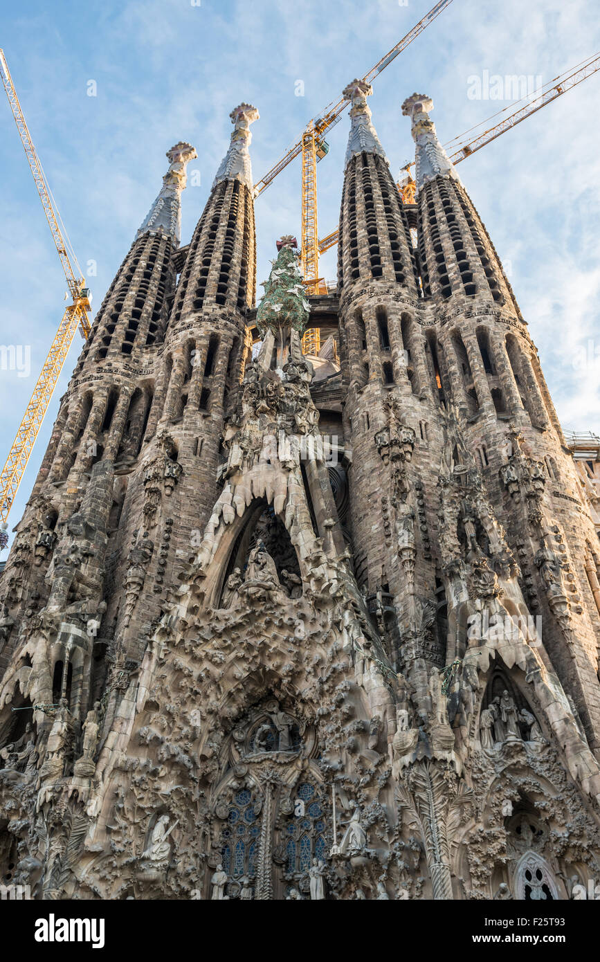 Basilica And Expiatory Church Of The Holy Family Commonly Known As Stock Photo Alamy Basilica And Expiatory Church Of The Holy Family Commonly Known As Stock Photo Alamy
