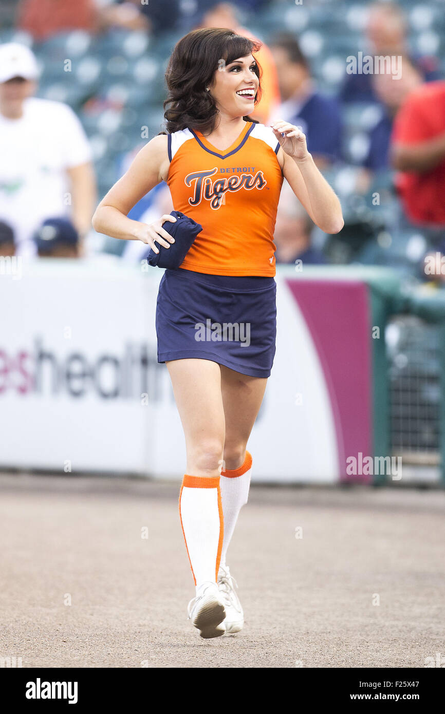 Detroit, Michigan, USA. 09th Sep, 2015. DTE Energy Squad member Cheslea Estes during MLB game action between the Tampa Bay Rays and the Detroit Tigers at Comerica Park in Detroit, Michigan. The Rays defeated the Tigers 8-0. John Mersits/CSM/Alamy Live News Stock Photo