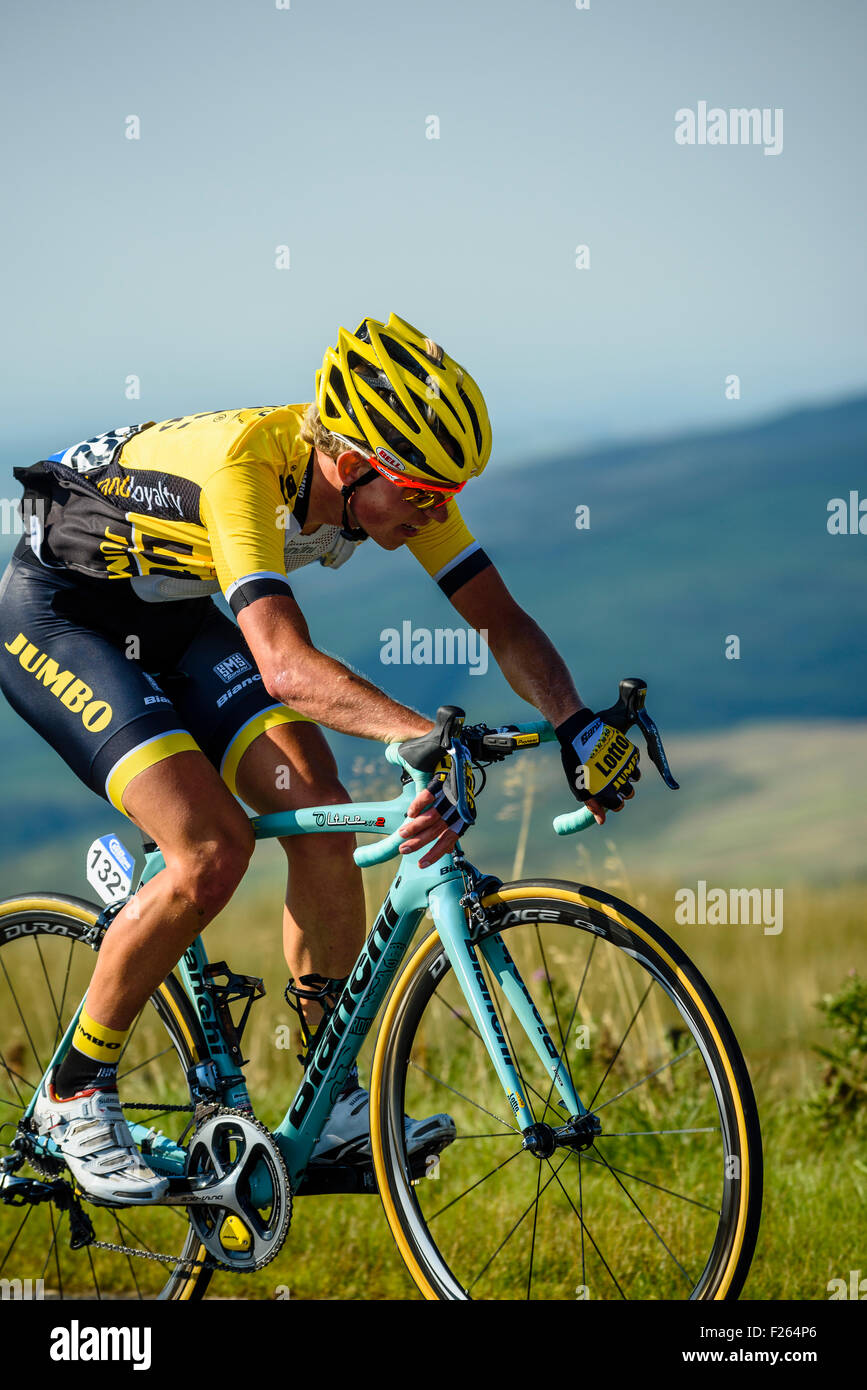 Koen Bouwman (Ned) Team LottoNL-Jumbo on the climb of Hartside on Stage 5 of the 2015 Tour of Britain Stock Photo