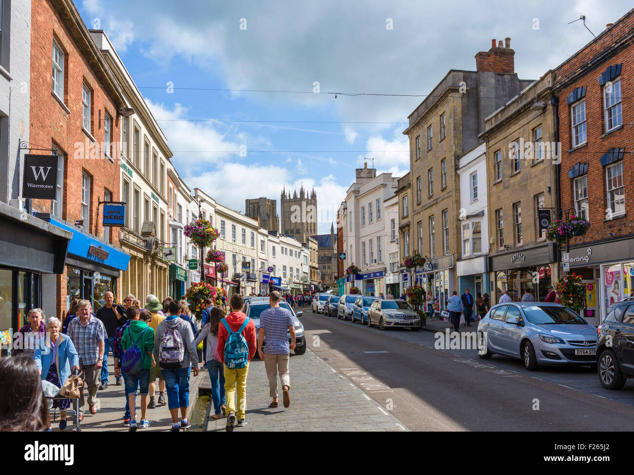 The High Street looking towards the cathedral, Wells, Somerset, England