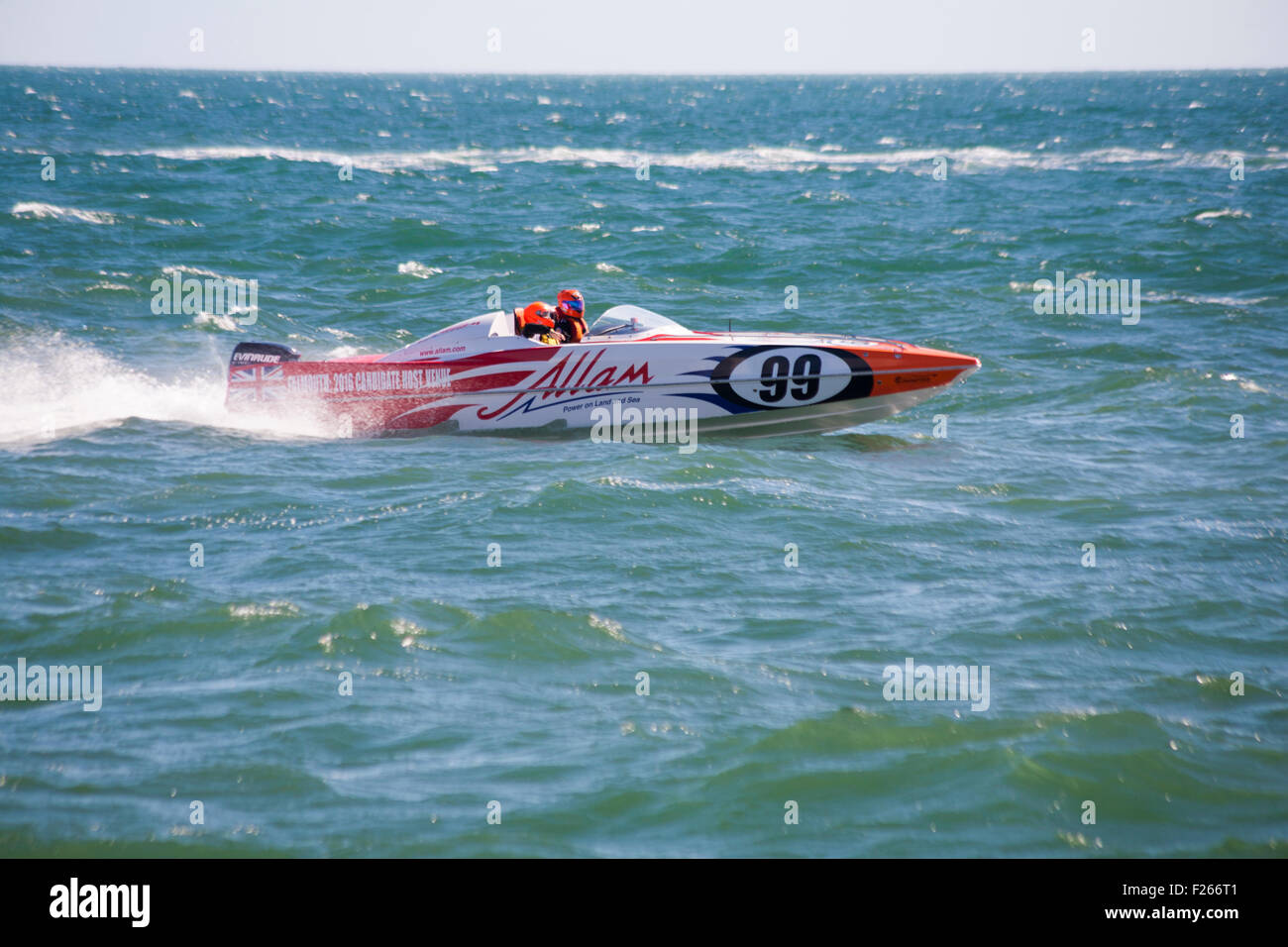 Bournemouth, Dorset, UK. 12 September 2015. Grand Prix of the Sea at Bournemouth – the Powerboat P1 Championships with powerboat racing, as riders prepare to do battle for national titles in the final championship rounds. Credit:  Carolyn Jenkins/Alamy Live News Stock Photo