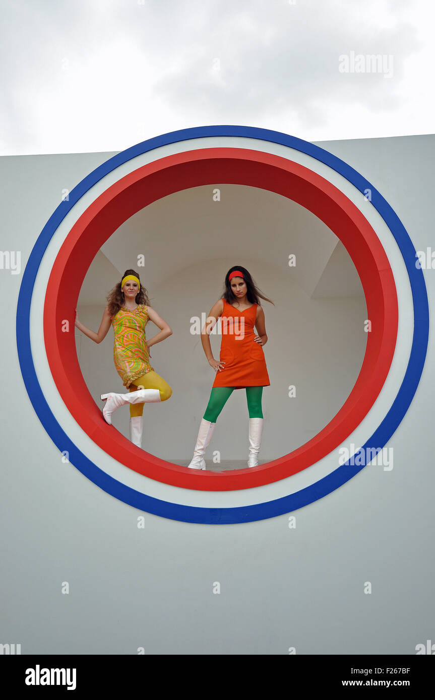 Goodwood Revival. Girls in swinging sixties period attire Stock Photo
