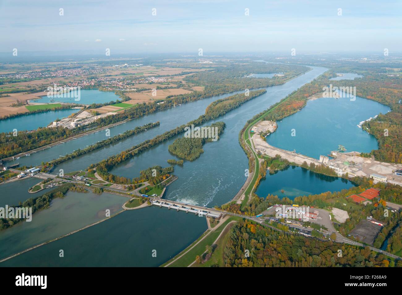 Border with france hi-res stock photography and images - Alamy