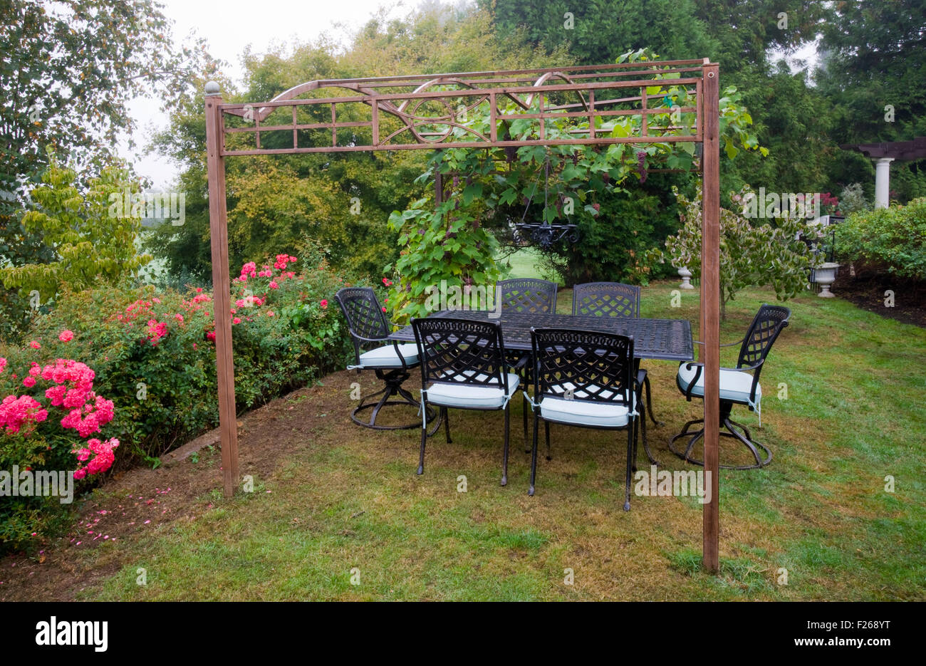 Garden table and chairs Stock Photo Alamy