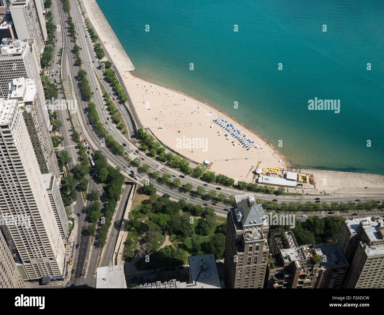 Aerial view of Chicago skyline and lake Michigan to the north of John ...