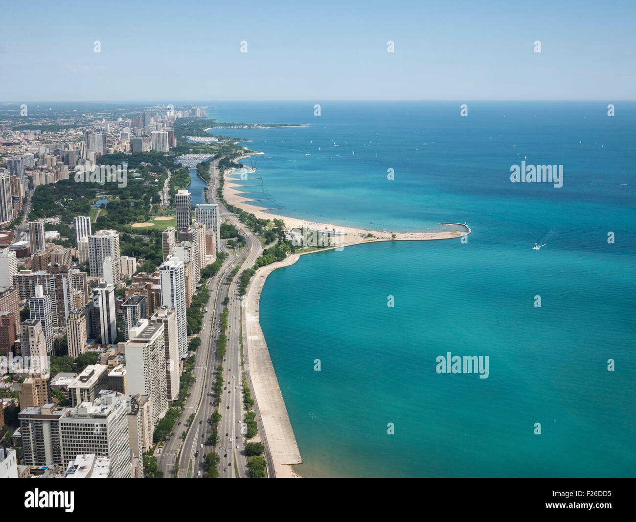 Aerial view of Chicago skyline and lake Michigan to the north of John ...
