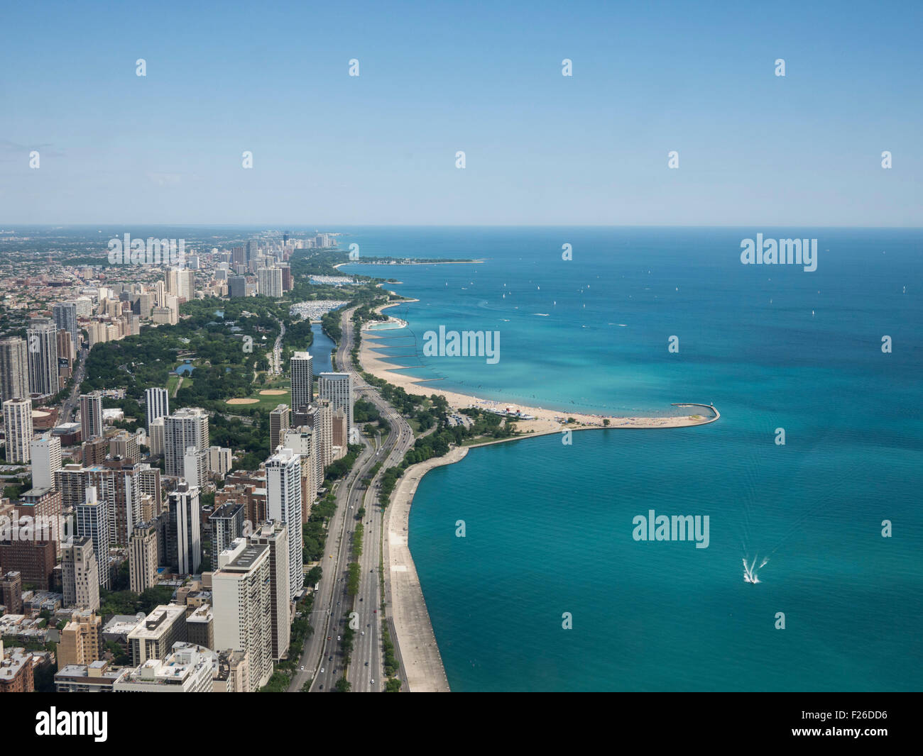 Aerial view of Chicago skyline and lake Michigan to the north of John ...