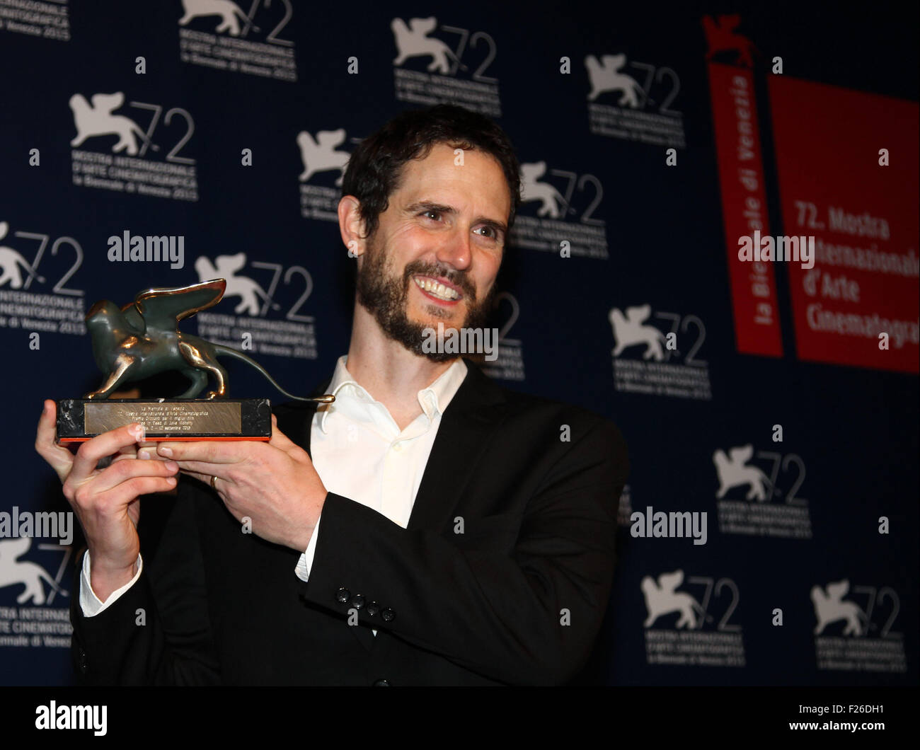 Venice, Italy . 12th Sep, 2015. Jake Mahaffy poses with Orizzonti Award for the best film at the photocall for the winners of the of the 72nd Venice Film Festival on 12 September, 2015 in Venice Credit:  Andrea Spinelli/Alamy Live News Stock Photo