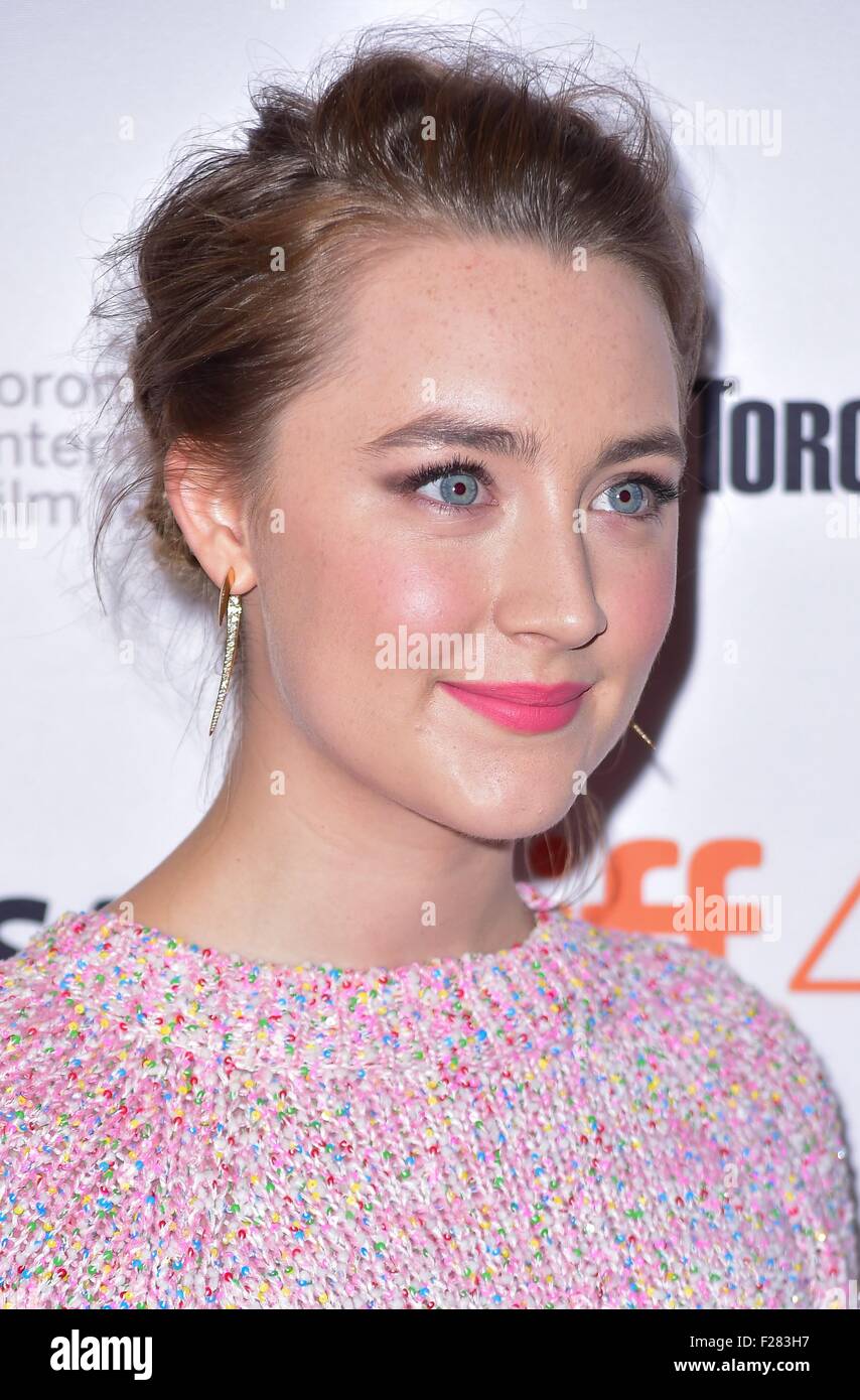 Saoirse ronan brooklyn hi-res stock photography and images - Alamy