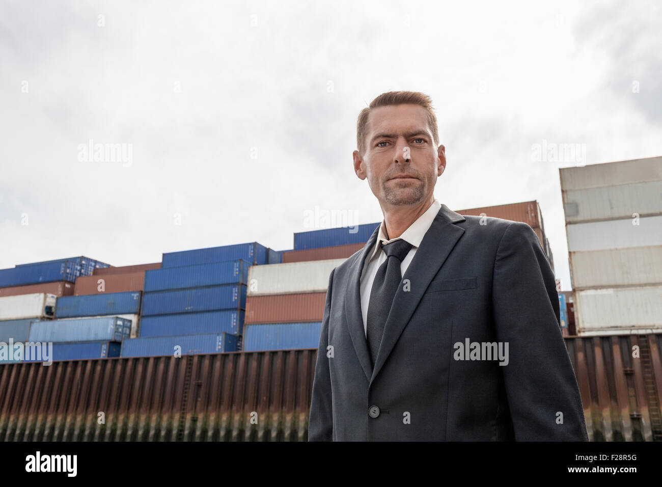 Container harbour with man hi-res stock photography and images - Alamy