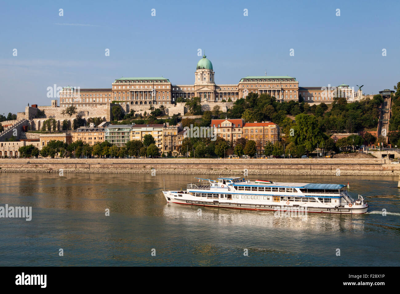 A view of Buda Castle over the River Danube in Budapest, Hungary Stock ...