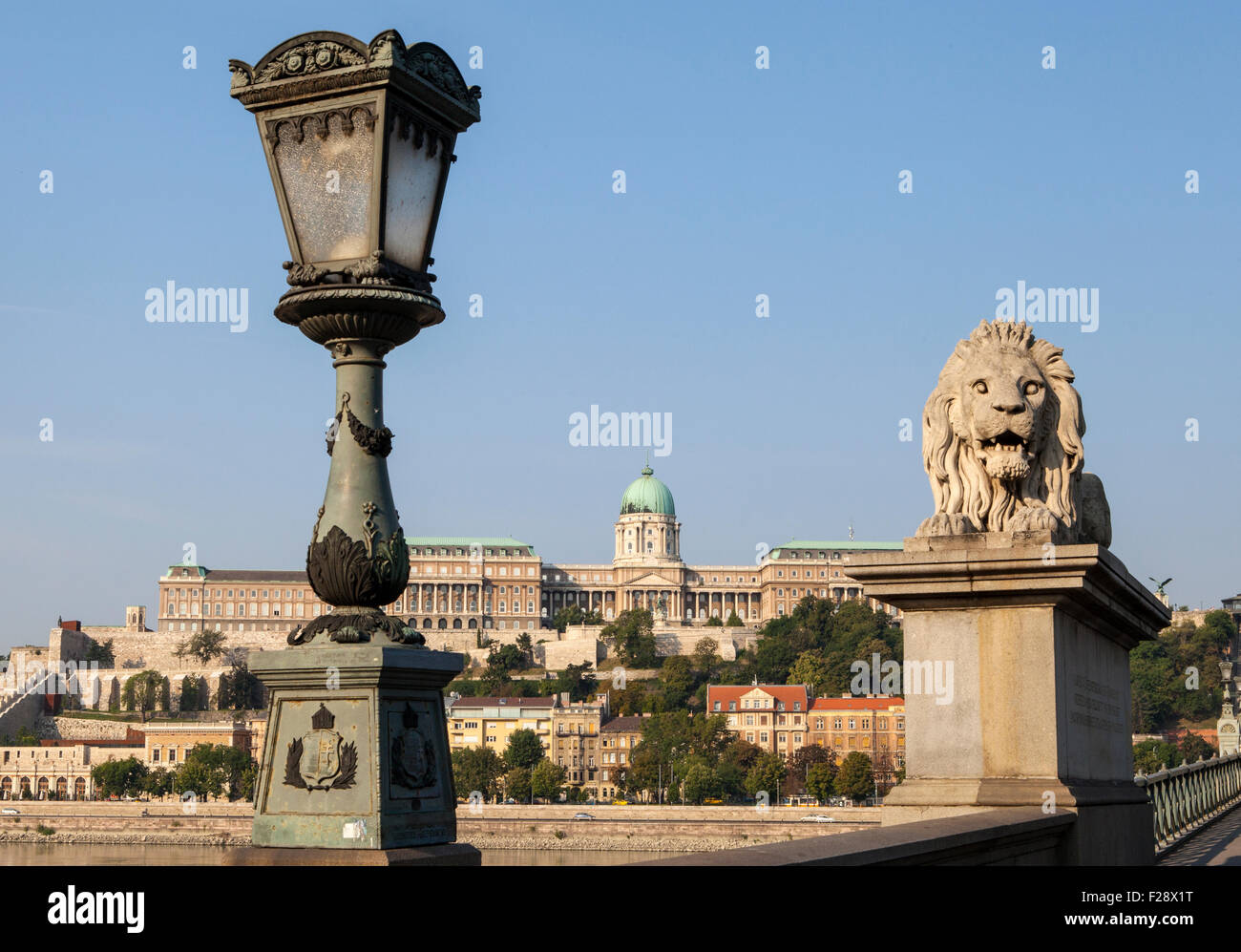 A view of Buda Castle from the Chain Bridge in Budapest, Hungary Stock ...