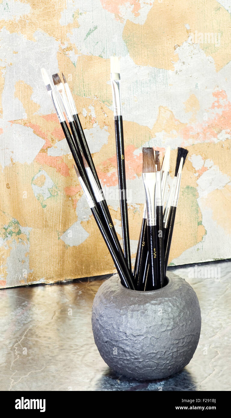 Various new Paintbrushes in a cup Stock Photo Alamy