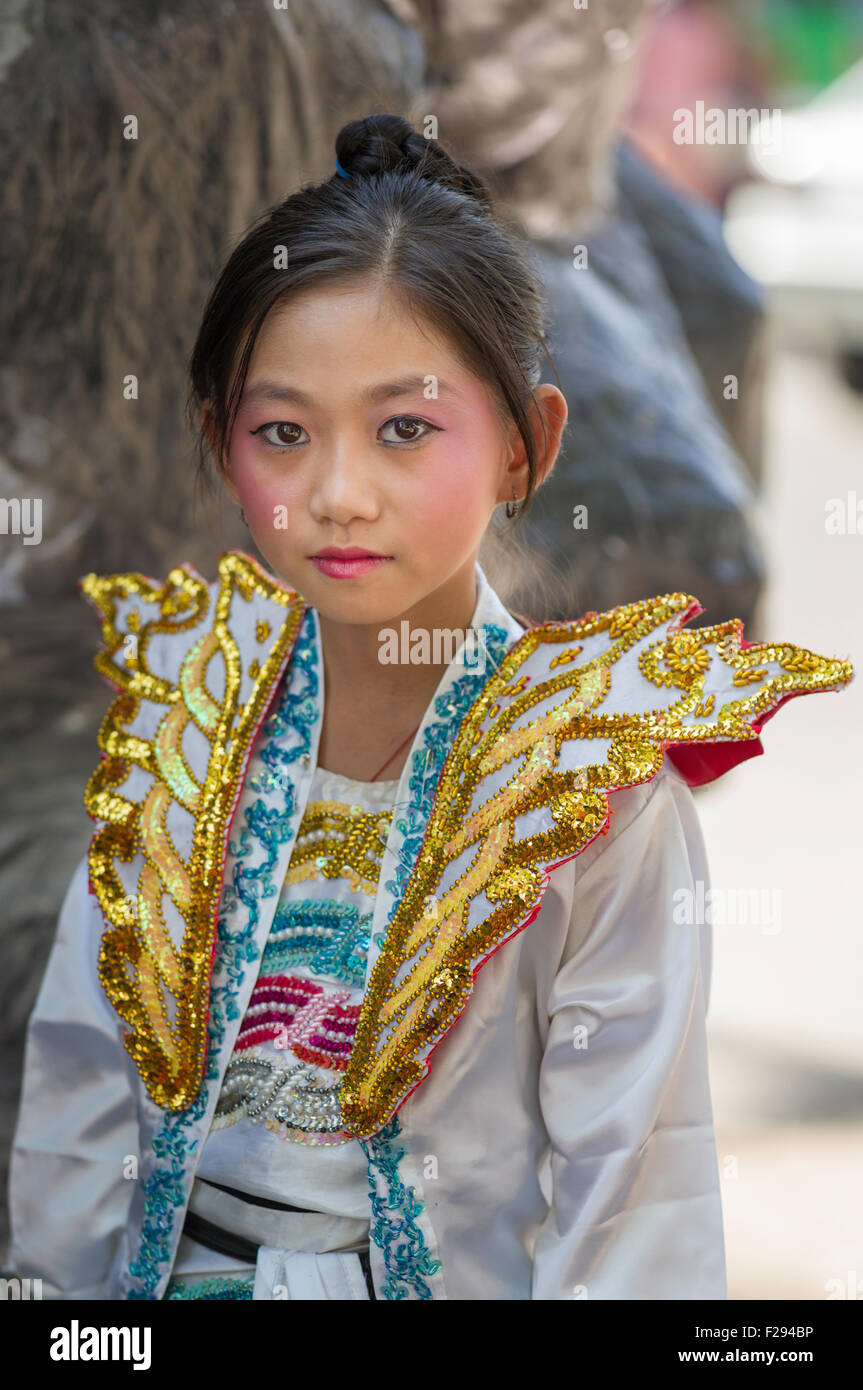 Here bp necked girl photo Simply bp necked girl photo recommend
