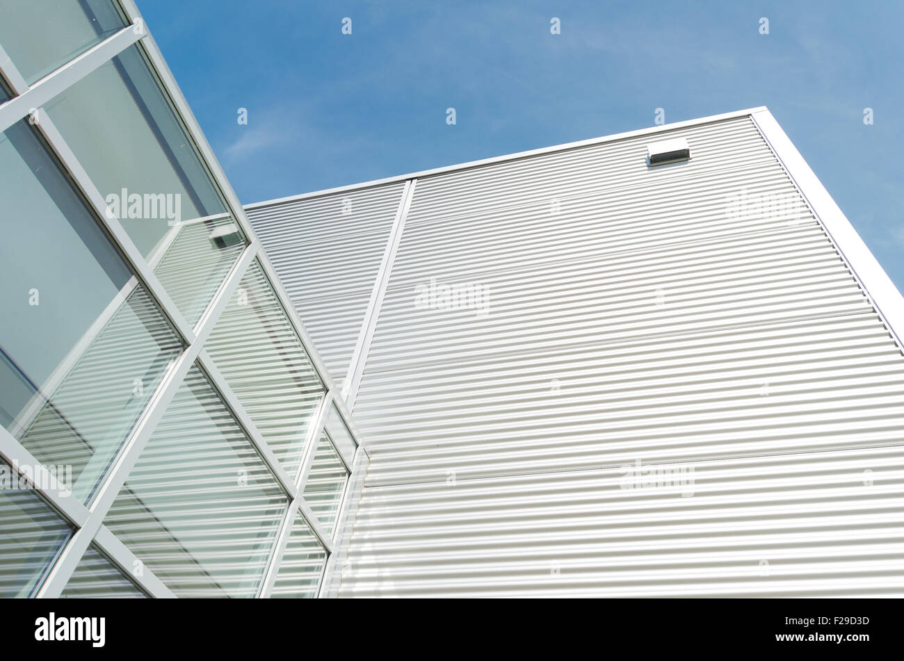Warehouse exterior industrial area hi-res stock photography and images ...