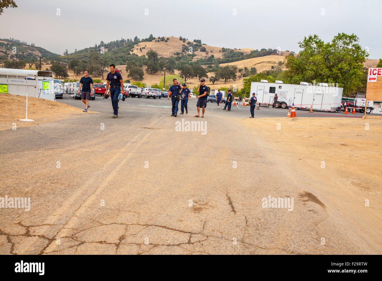 Wildfire firefighters usa california hires stock photography and