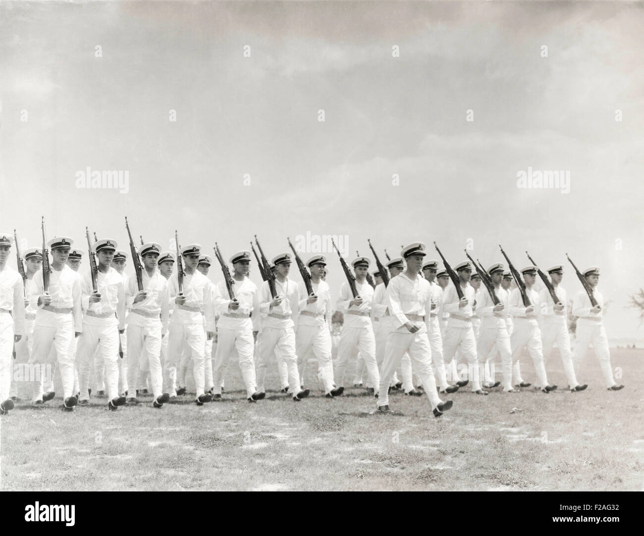 1930s naval officers marching (OLVI008 OU266 F) Stock Photo