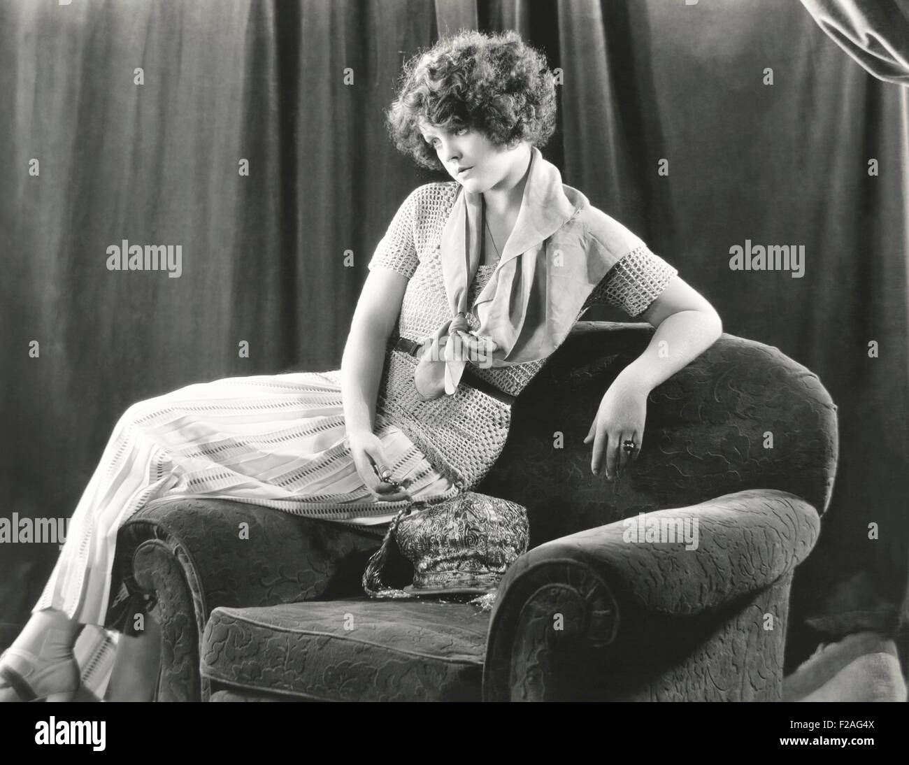 Waiting around (OLVI008 OU238 F) Stock Photo