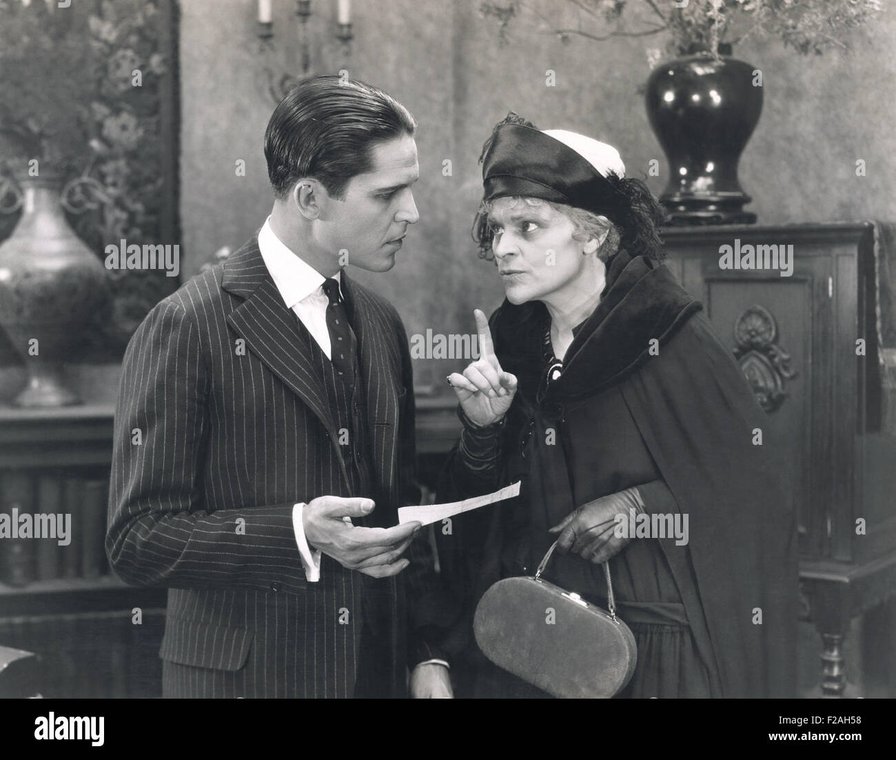 Issuing a warning  (OLVI008 OU007 F) Stock Photo