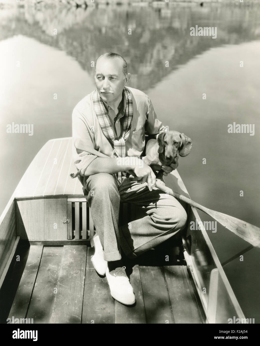 1930s man in boat hi-res stock photography and images - Alamy