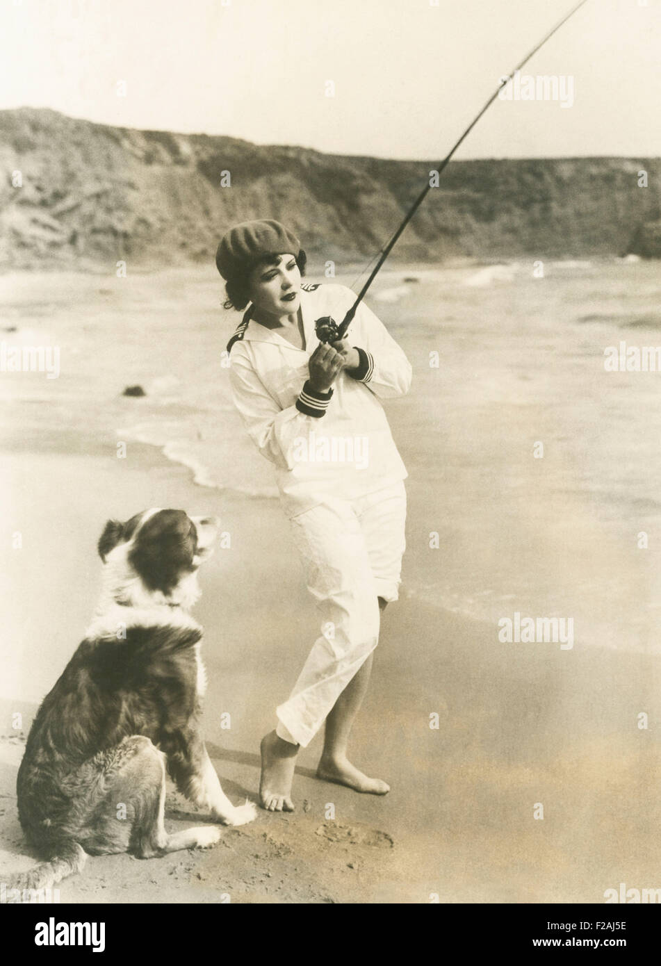 Vintage woman fishing hi-res stock photography and images - Alamy