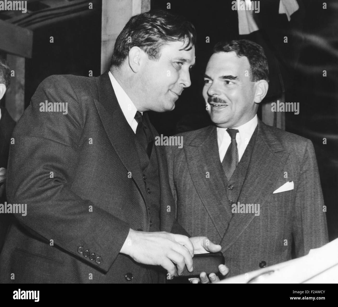 Republicans Wendell Willkie (left) with Thomas Dewey, his former rival for GOP nomination. Sept. 28, 1940. Wilkie addressed a crowd of more than 50,000 Republicans at Empire City Race Track, Yonkers, New York. Said Willkie: 'I want to say to you that if we do not prevail this Fall, this way of life will fall.' (CSU 2015 11 1398) Stock Photo