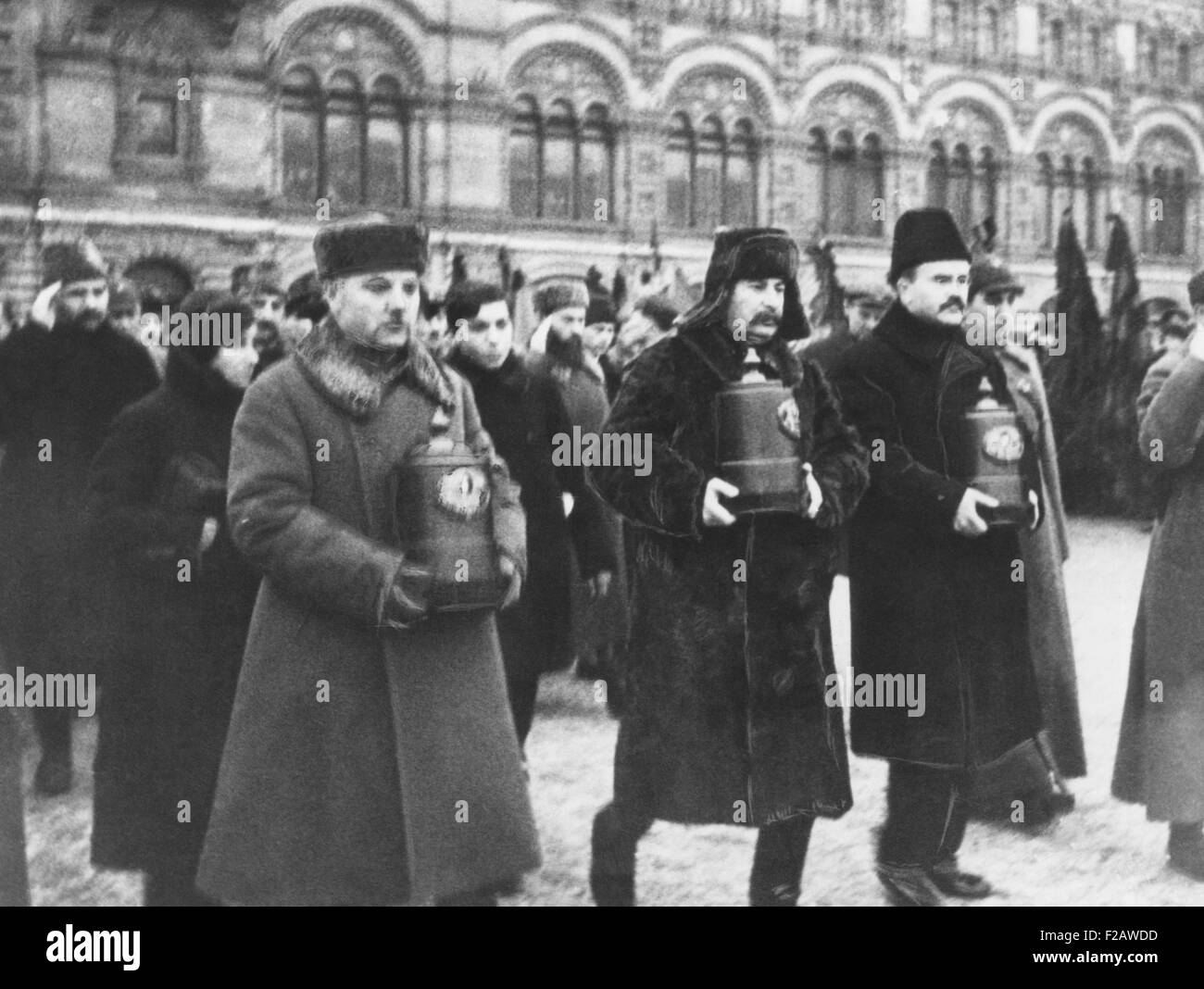 K.E. Voroshilov, Joseph Stalin, V.M. Molotov at funeral for Soviet stratosphere martyrs. On Jan 30, 1934, Osoaviakhim-1, a hydrogen-filled high-altitude balloon carried a capsule with a crew of three 72,000 feet into the Earth's stratosphere. Catastrophic loss of buoyancy resulted in a crash that killed all the men. (CSU 2015 11 1386) Stock Photo