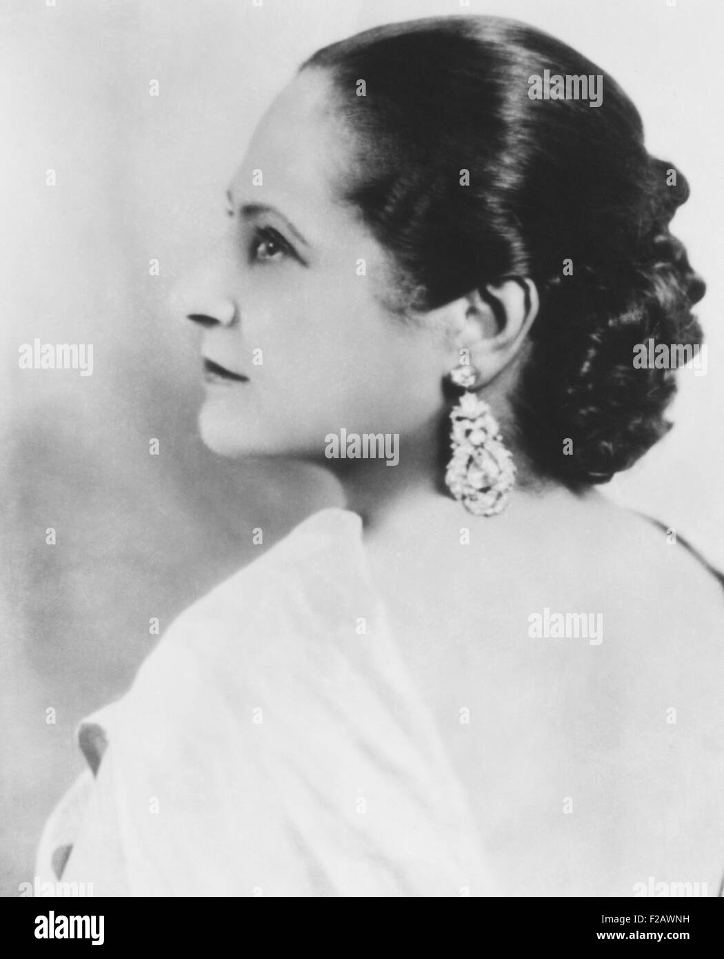 Madame Helena Rubenstein, ca. 1944. Rubinstein was the eldest of eight daughters born to a Polish-Jewish couple in Krakow in 1872. (CSU 2015 11 1279) Stock Photo
