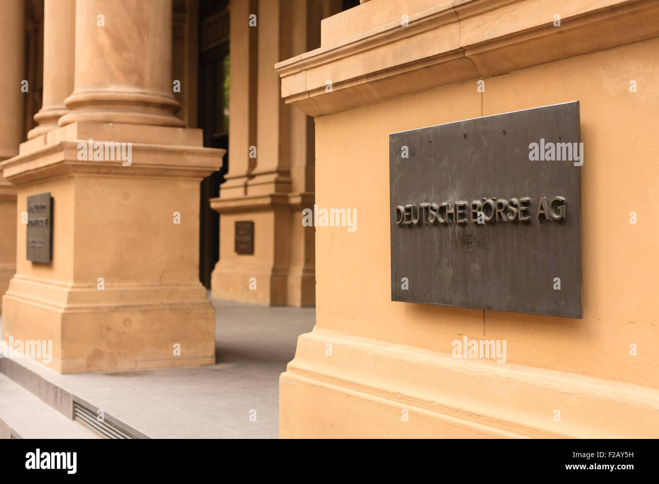 Frankfurt Stock Exchange, Germany. 15th September, 2015. Economists becoming increasingly pesimistic in September as optimism in German economy drops sharply. Credit:  Georgia Chapman/Alamy Live News Stock Photo