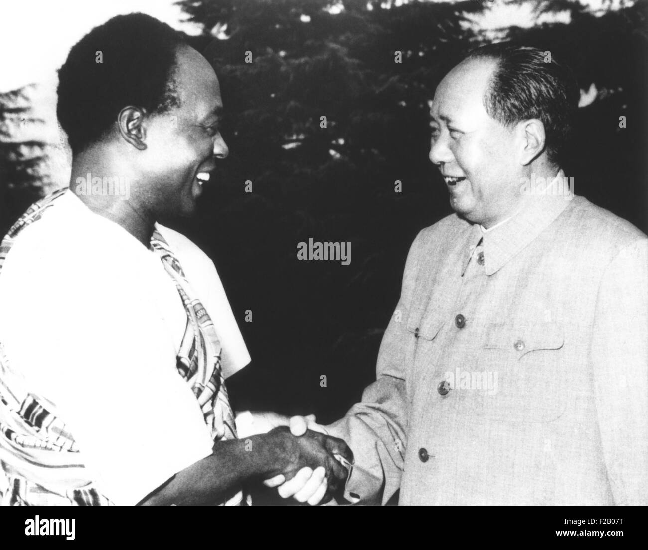 Marxist Kwame Nkrumah meeting Mao Zedong during a 1962 visit to Beijing. Nkrumah was President of Ghana from 1960-1966. (CSU 2015 9 1167) Stock Photo