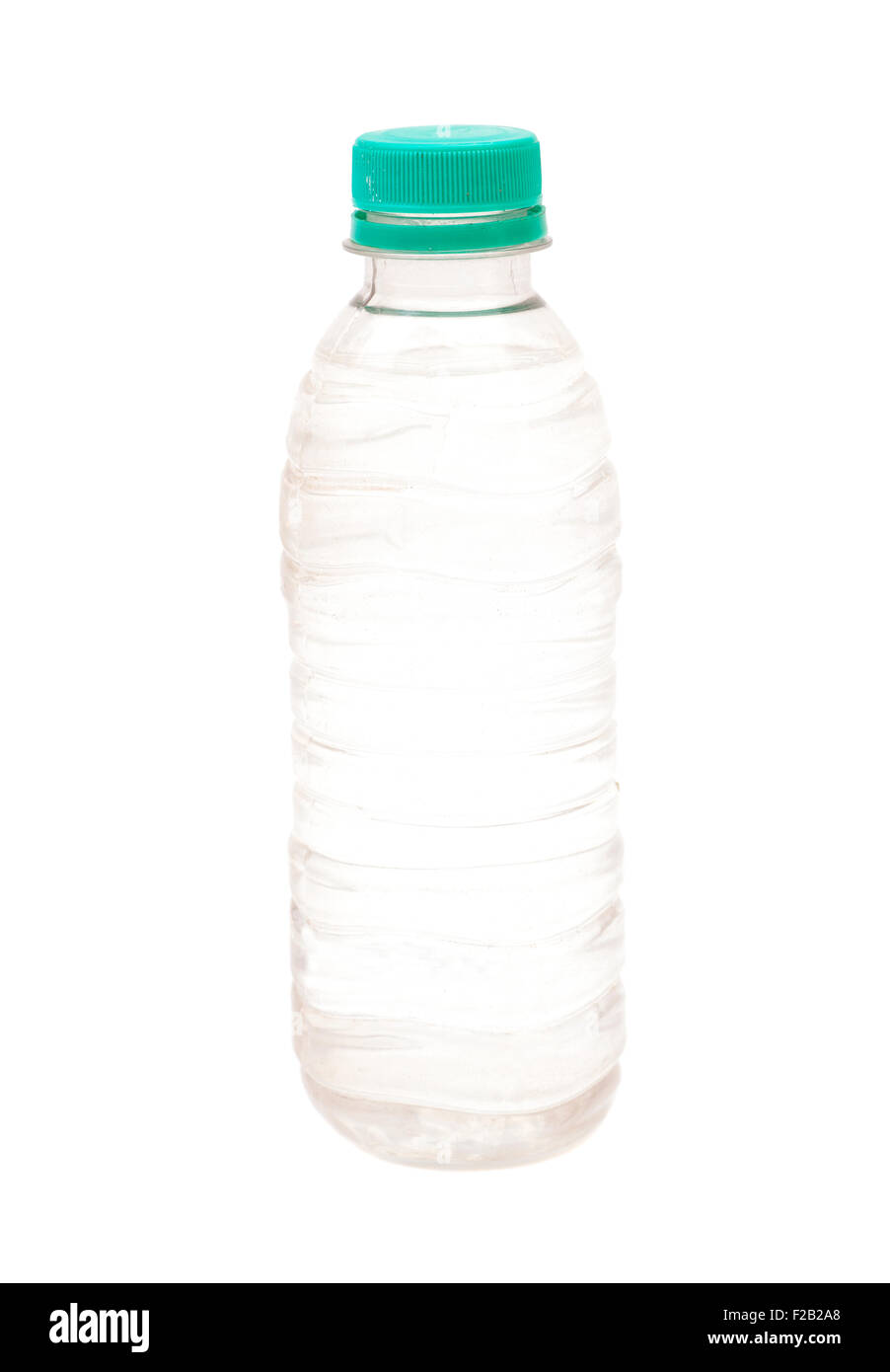 https://c8.alamy.com/comp/F2B2A8/small-water-bottle-isolated-F2B2A8.jpg