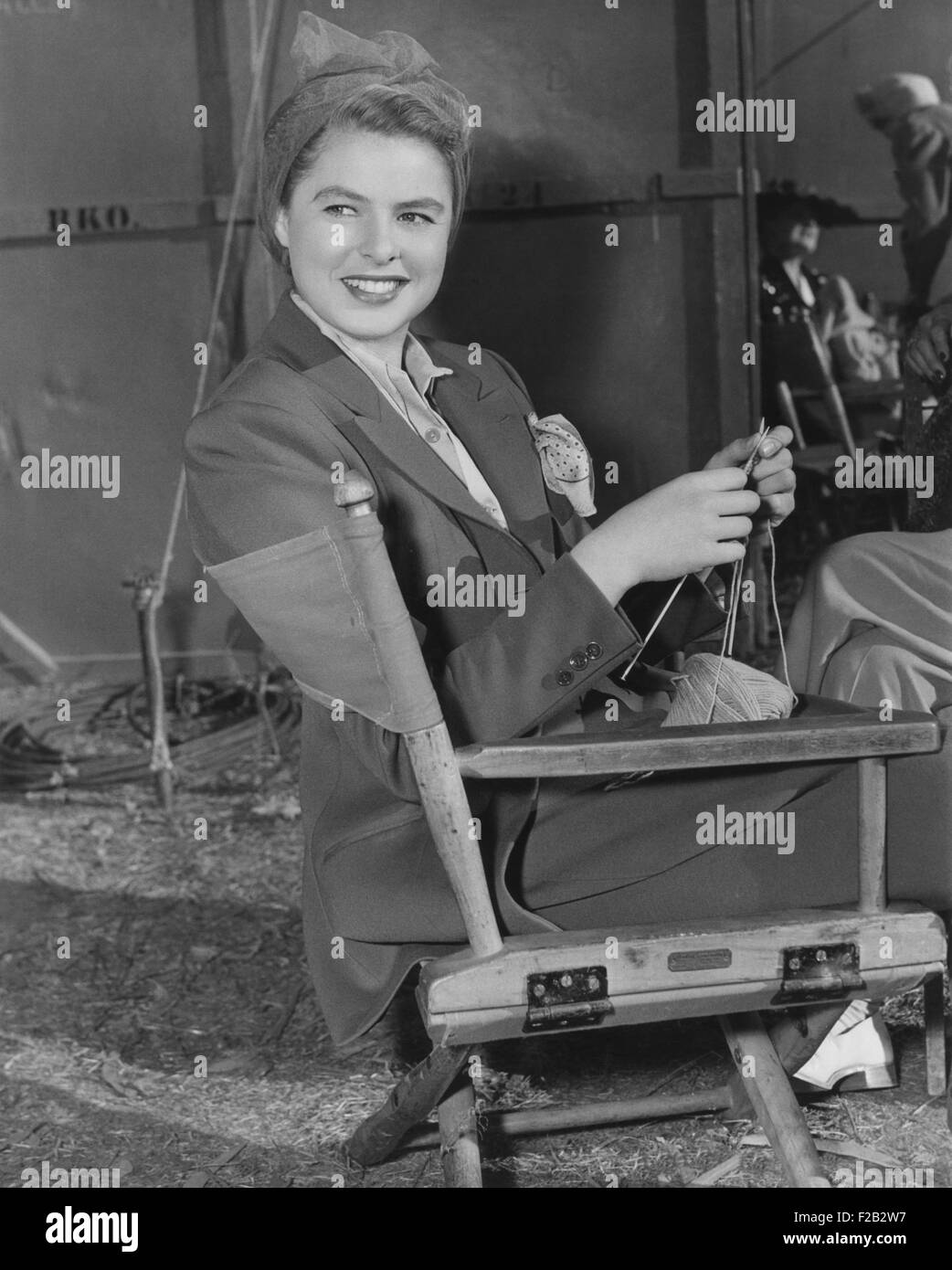 Swedish actress, Ingrid Bergman knitting on a RKO set ca. 1947. (CSU 2015 7 326) Stock Photo