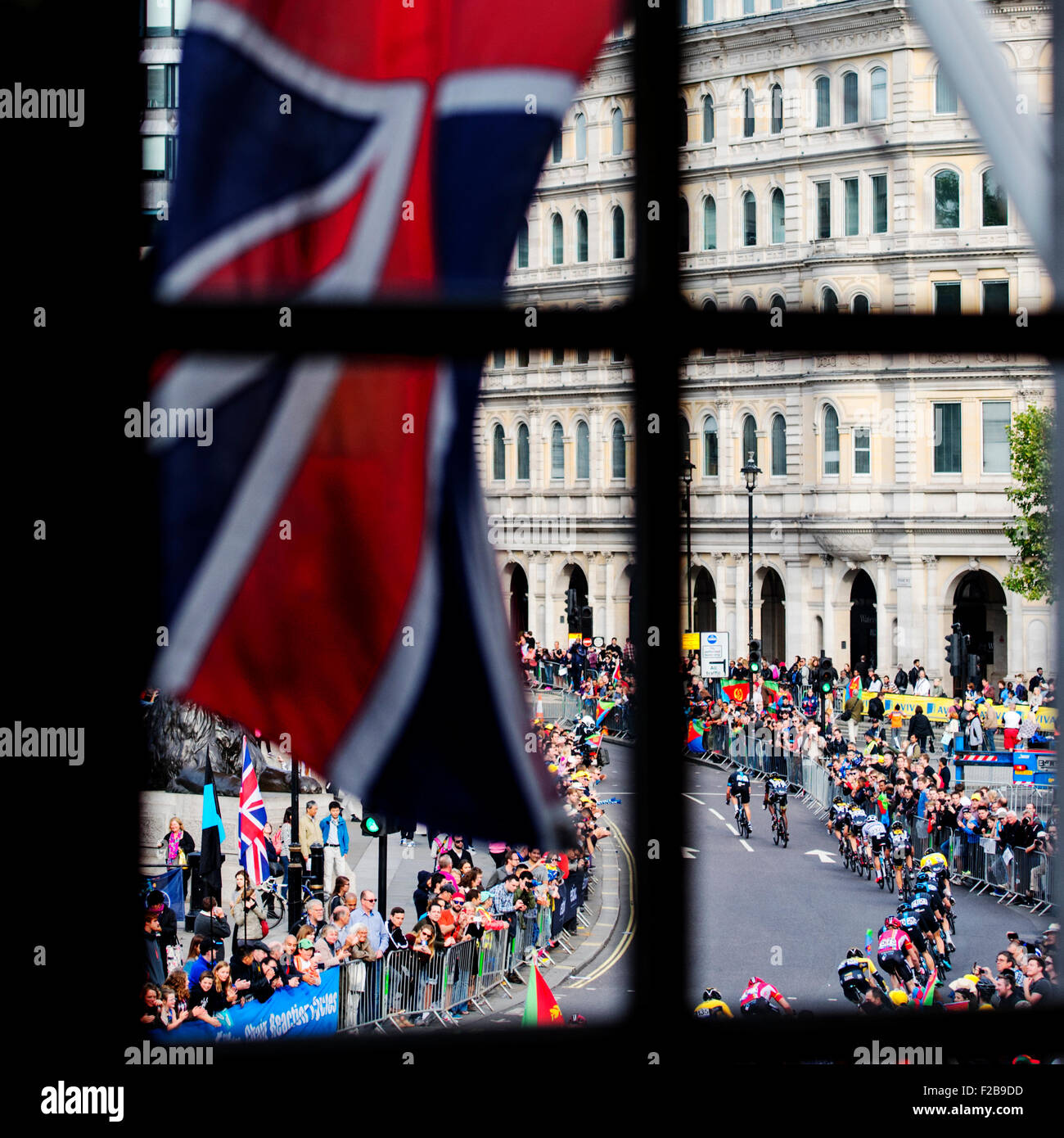 The Aviva Tour of Britain passes Trafalgar Square during the final stage of the 2015 race Stock Photo