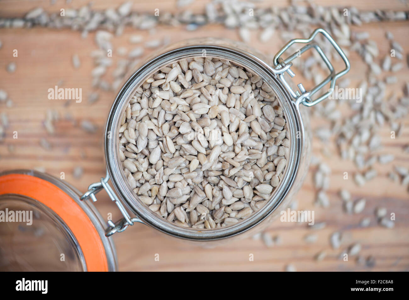 Stored flower seeds hires stock photography and images Alamy