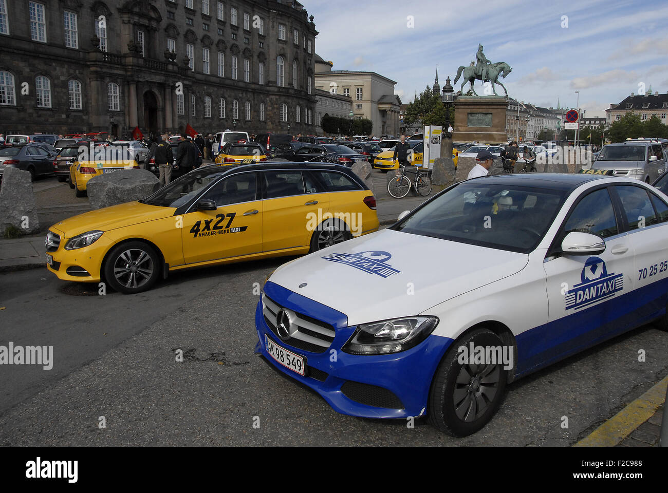 Copenhagen, Denmark. 16th September, 2015. Danish taxi and taxa ddriver