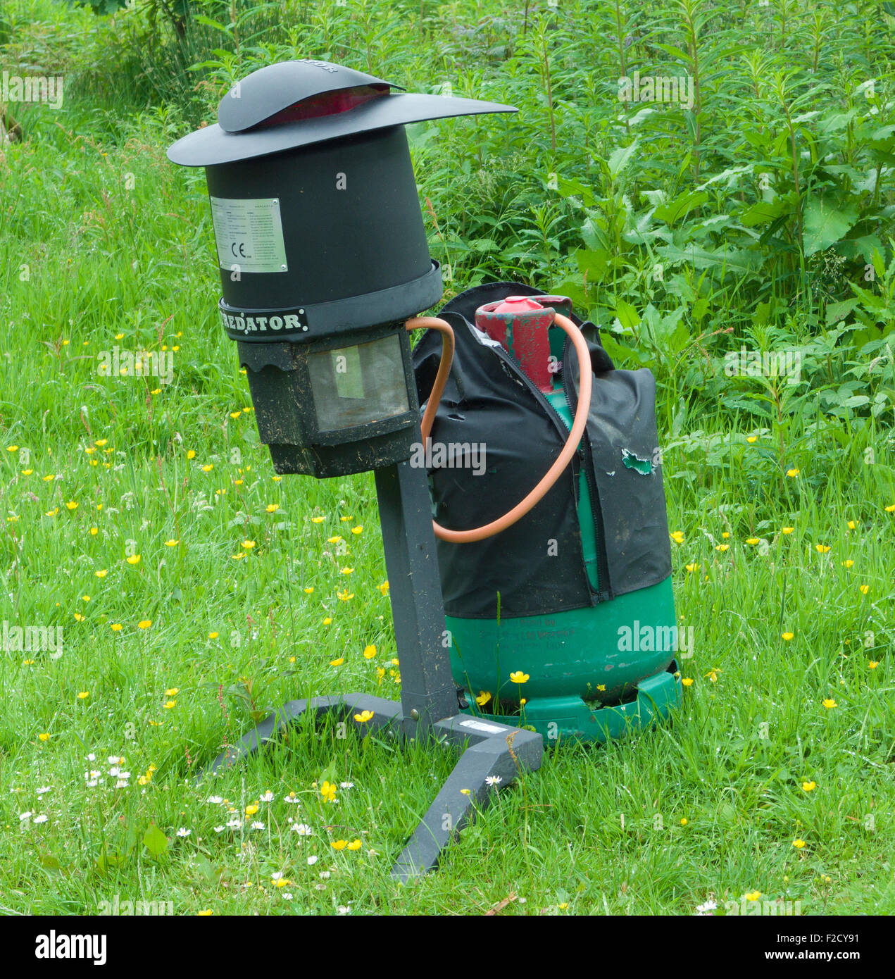 Outdoor on sale midge killer