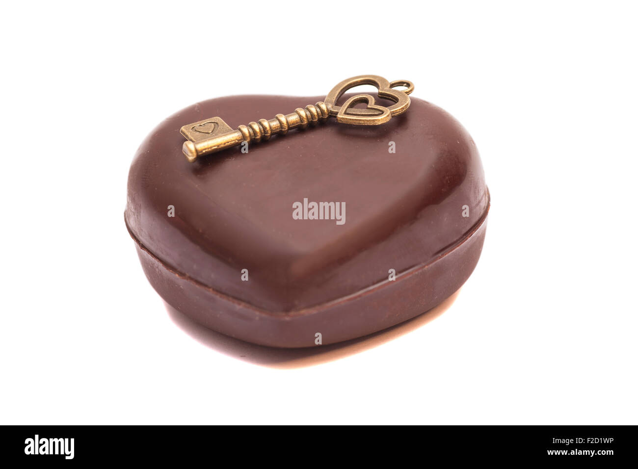vintage key and heart isolated Stock Photo - Alamy