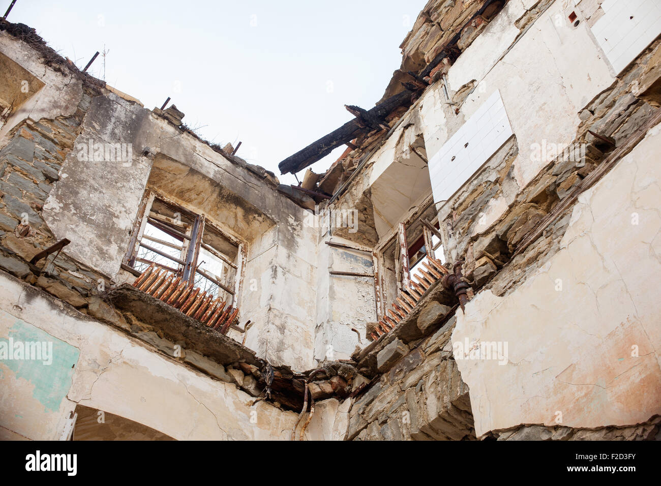 Smashed Wall Building View of demolished house with rubble and cracked wall Stock Photo - Alamy