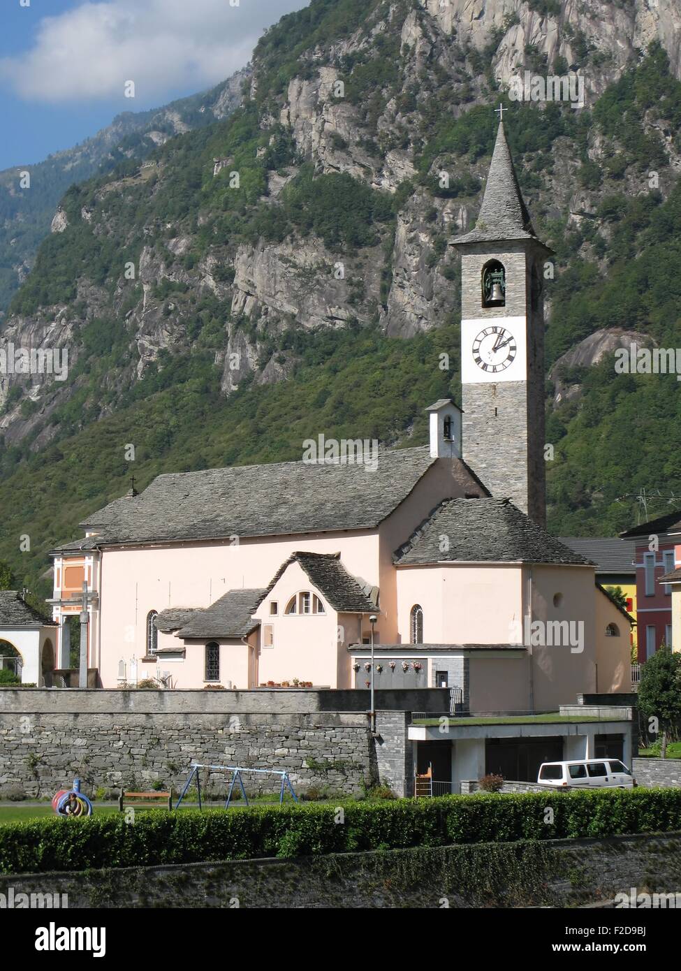 Swiss village church hi-res stock photography and images - Alamy