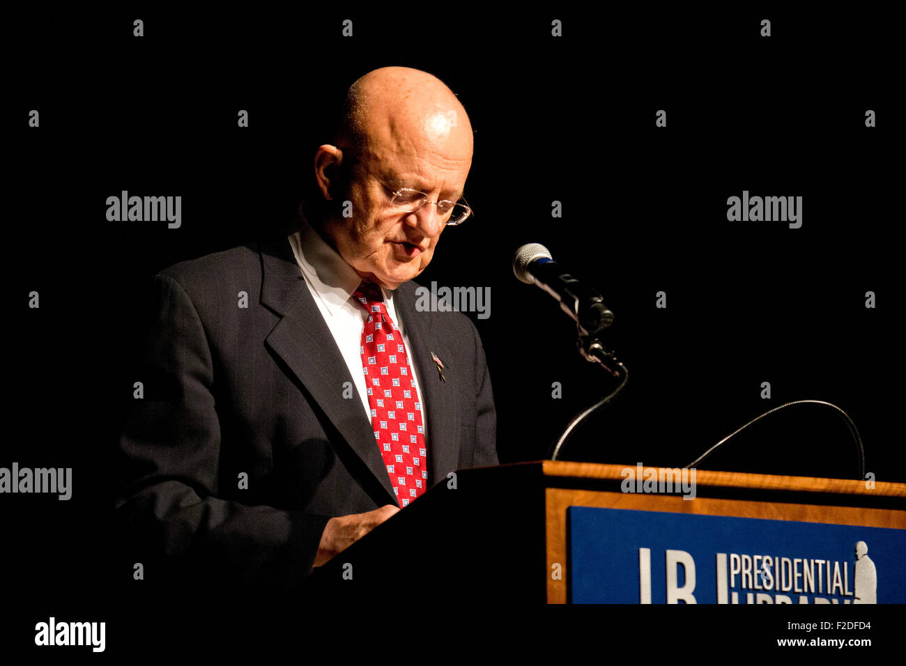 Austin, Texas, USA. 16th Sep, 2015. Director of National Intelligence ...