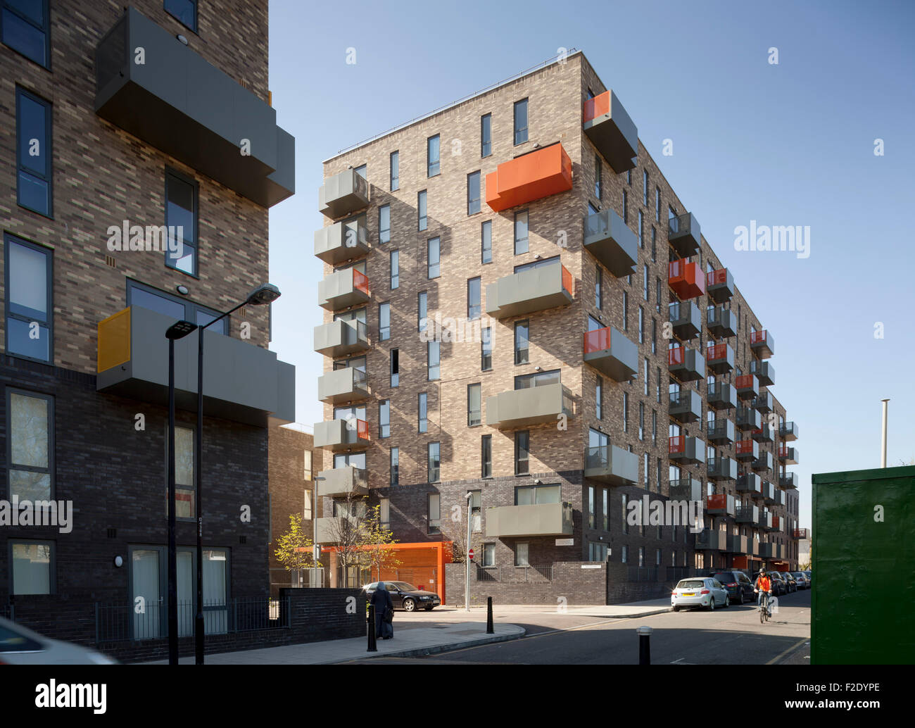 Housing Estate In Tower Hamlets Stock Photos & Housing Estate In Tower Hamlets Stock Images Alamy