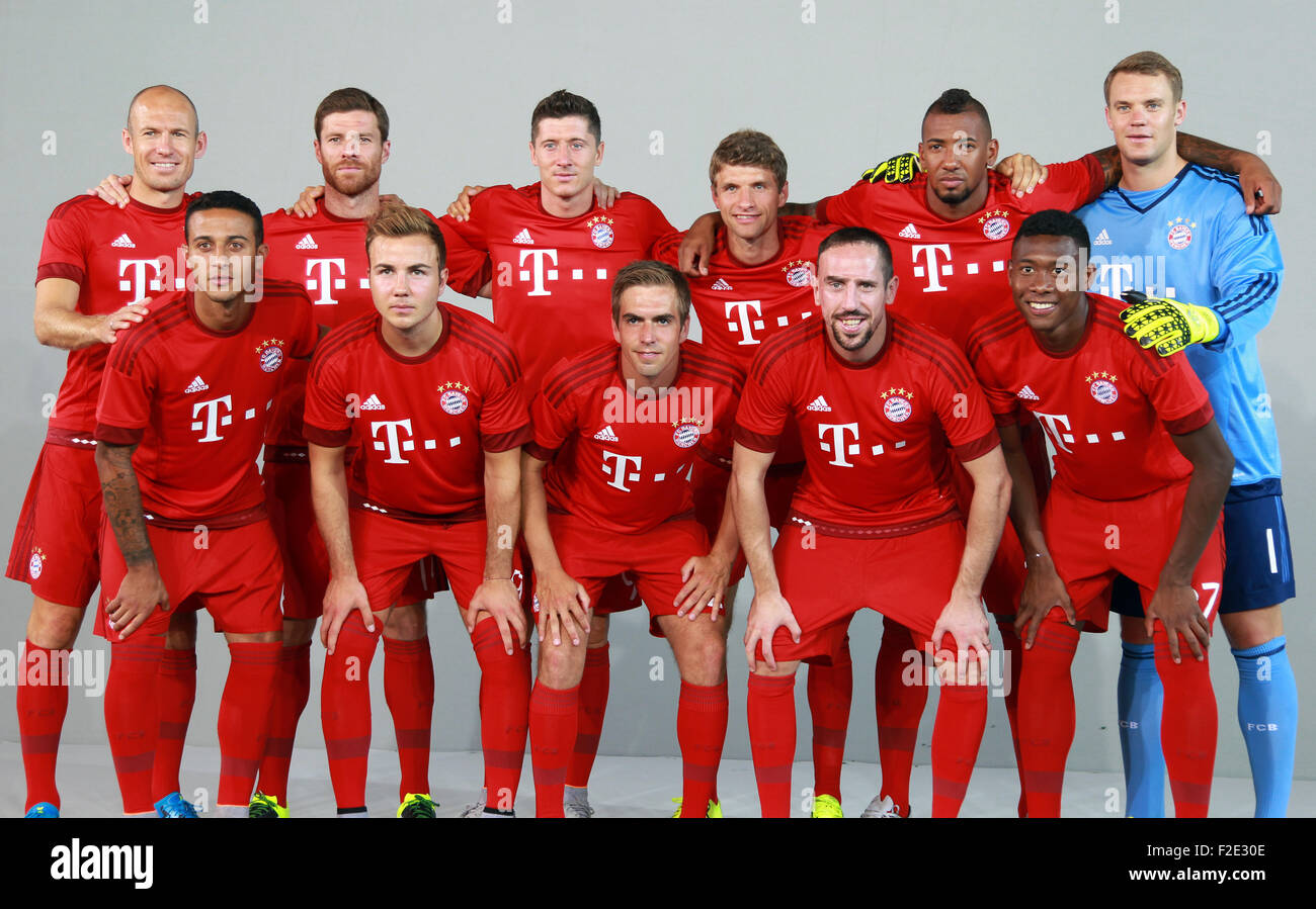 FC Bayern Munich 2015/2016 Bundesliga Team Presentation Featuring ...