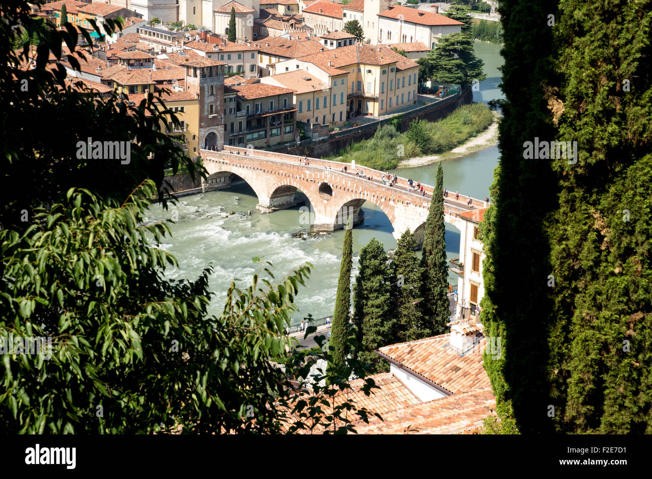 A view of the Roman Bridge in Verona Stock Photo - Alamy