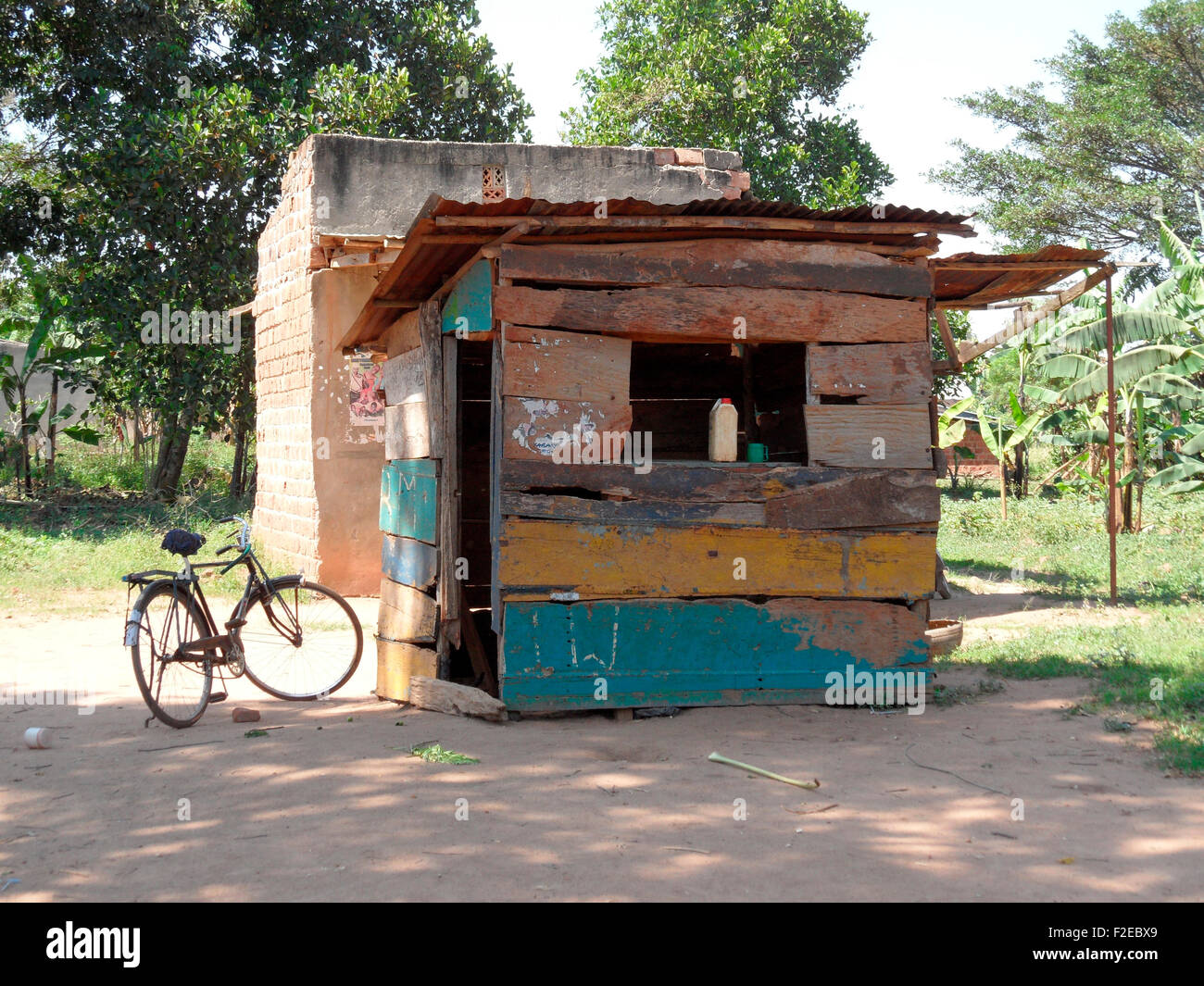 eine Tankstelle in Afrika, Uganda. Stock Photo
