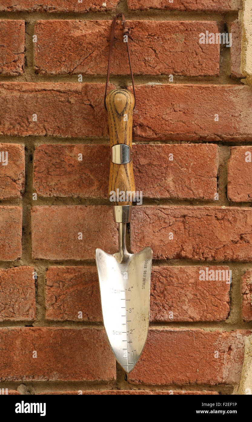 left handed bricklaying trowel