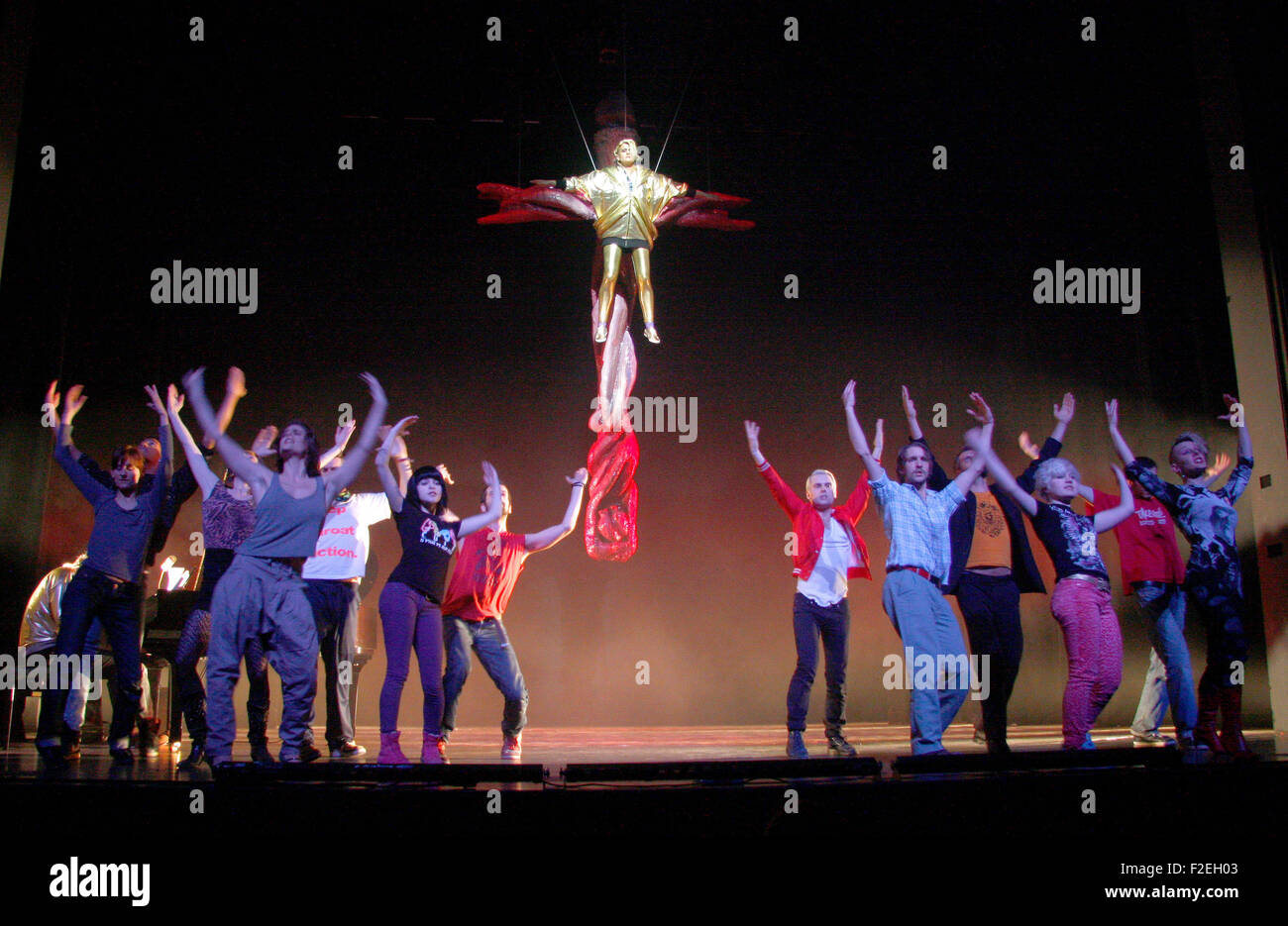 Peaches (Merril Beth Nisker) u.a. Theaterproduktion "Peaches Christ