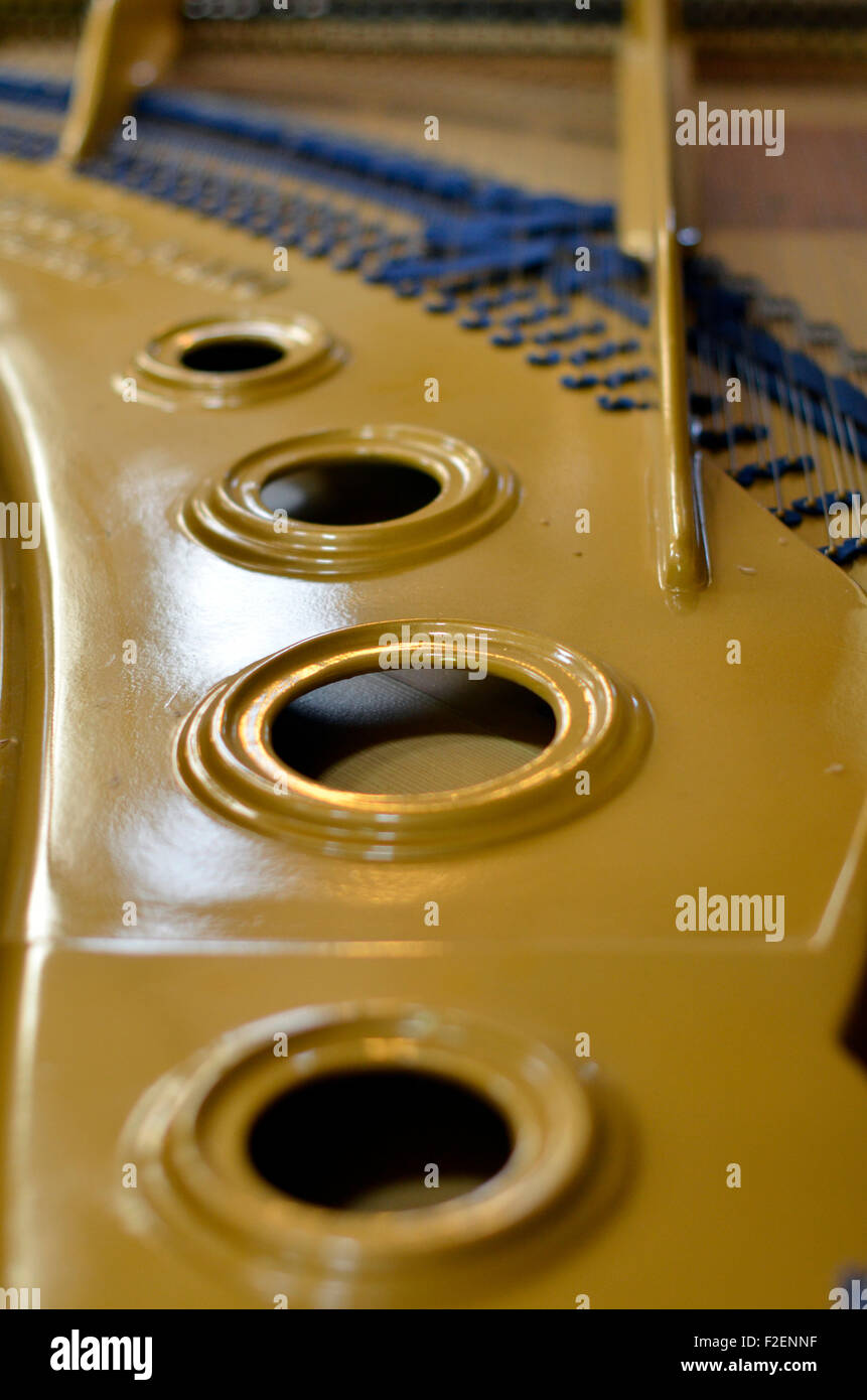 grand piano sound board Stock Photo Alamy
