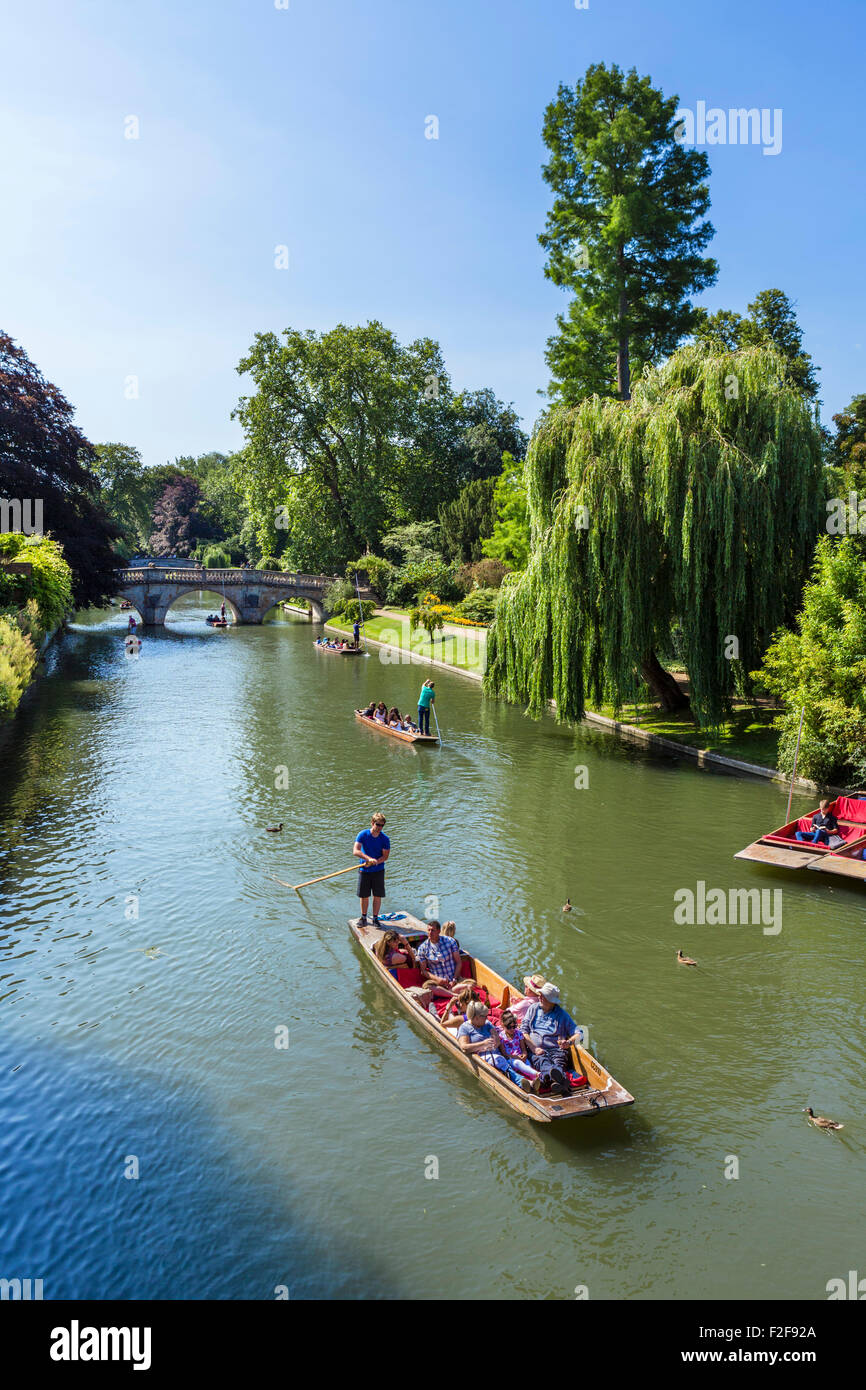 River Cam viewed from Garret Hostel Bridge looking towards Clare College and Clare College Bridge, Cambridge, England, UK Stock Photo