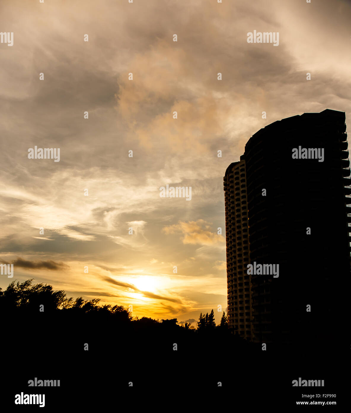 Sunrise in front of the building Stock Photo - Alamy