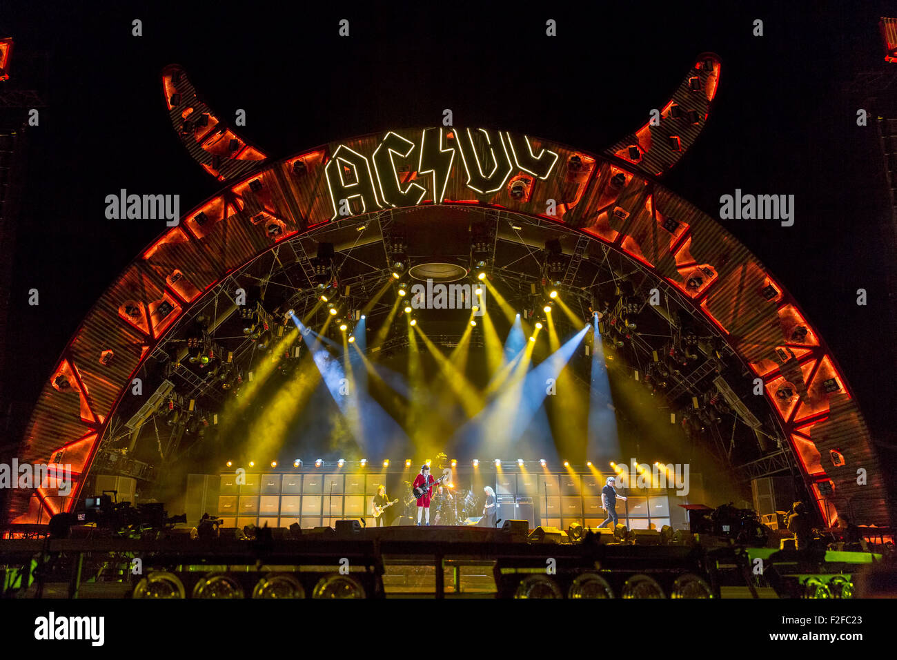 Chicago, Illinois, USA. 15th Sep, 2015. AC/DC performs live during the Rock or Bust tour at Wrigley Field in Chicago, Illinois © Daniel DeSlover/ZUMA Wire/Alamy Live News Stock Photo